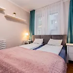 Wojciecha 9b 1 - Srodmiescie 70m2 Parter Διαμέρισμα