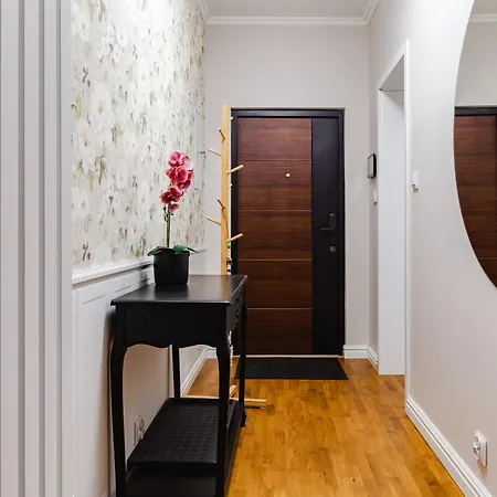 Wojciecha 9b 1 - Srodmiescie 70m2 Parter * Gdynia