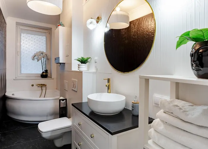 Wojciecha 9b 1 - Srodmiescie 70m2 Parter Apartmán